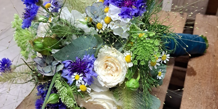 Töpferkeller Blumen und Dekoration